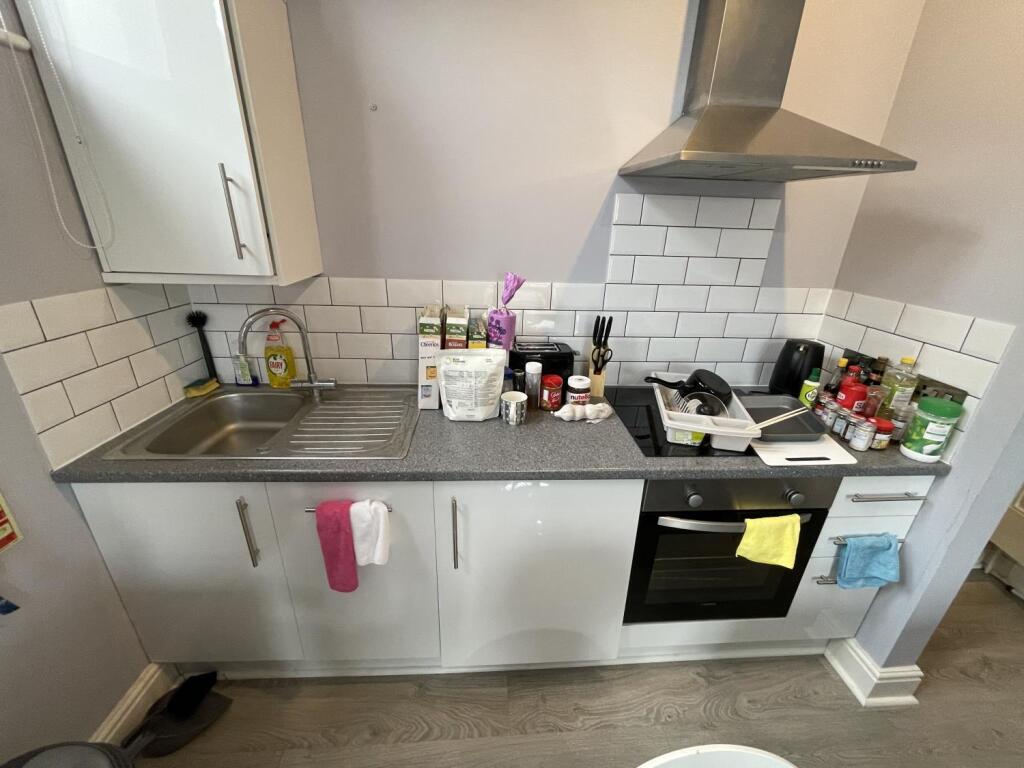 Additional property image - Whiteladies Road, Clifton, Bristol, BS8
