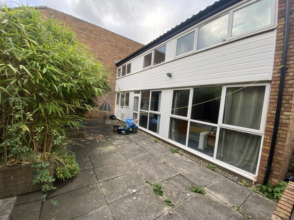 Main image of property: High Kingsdown, Bristol, BS2