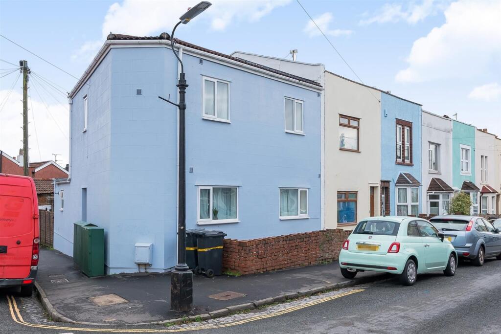 Main image of property: Oak Road, Horfield, Bristol, BS7