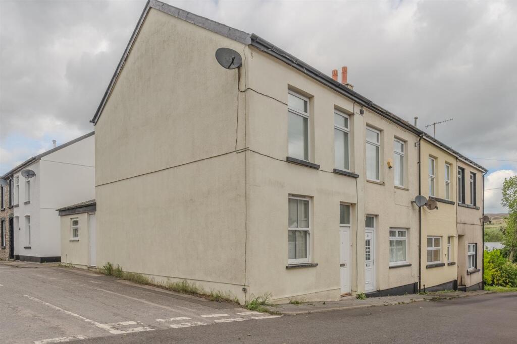 Main image of property: Oxford Terrace, Blaenavon, Pontypool