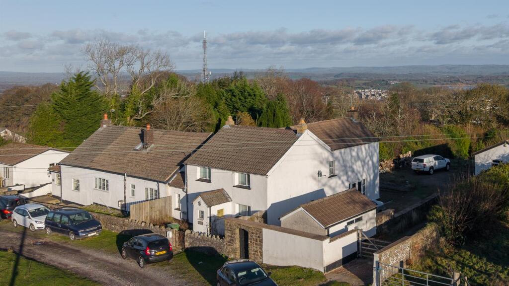 Main image of property: Penyrheol, Pontypool