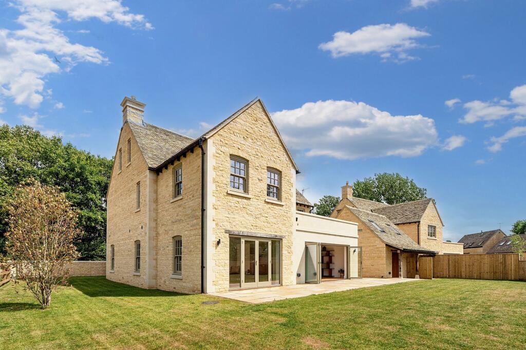 Main image of property: Pennycress, Ascott-Under-Wychwood, OX7