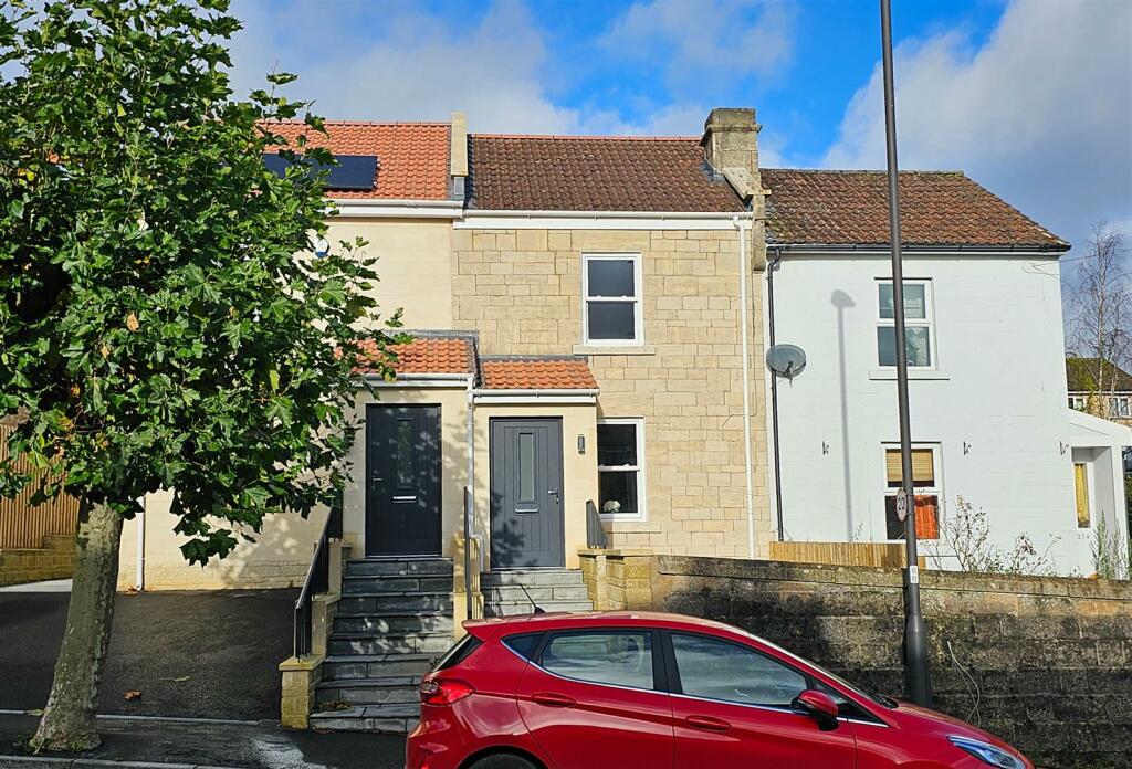 3 bedroom house for rent in Englishcombe Lane, Bath, BA2