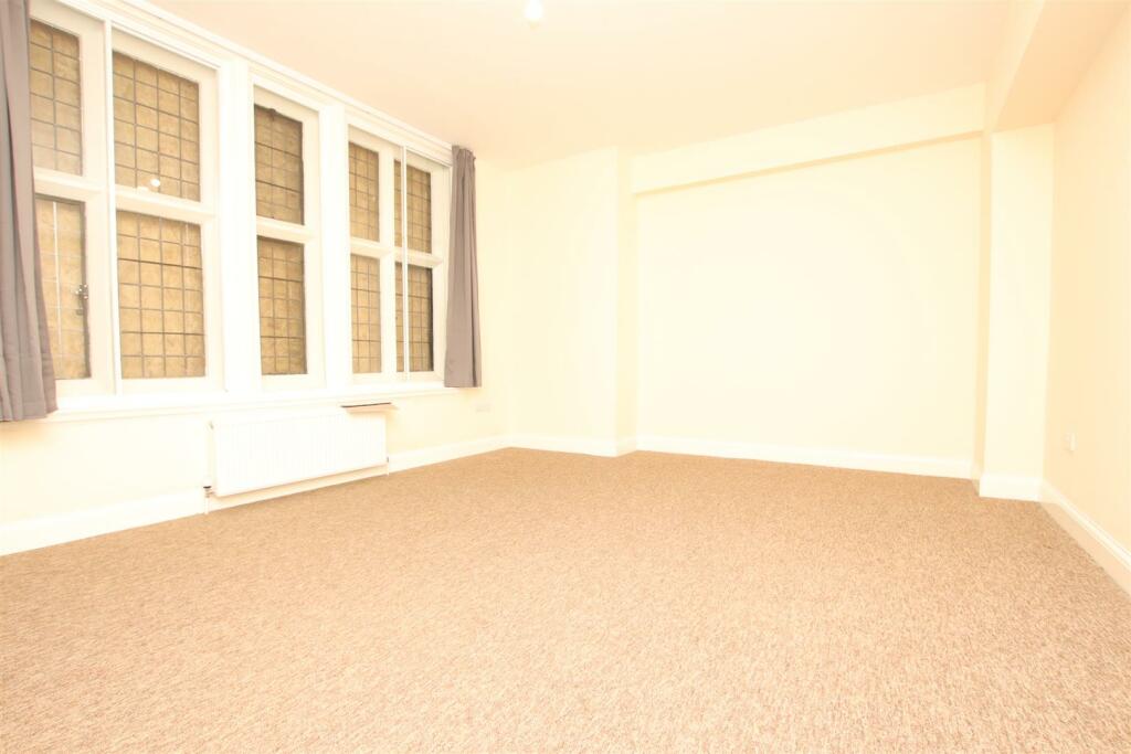 Additional property image - The Weston, Newbridge Road, Bath, BA1