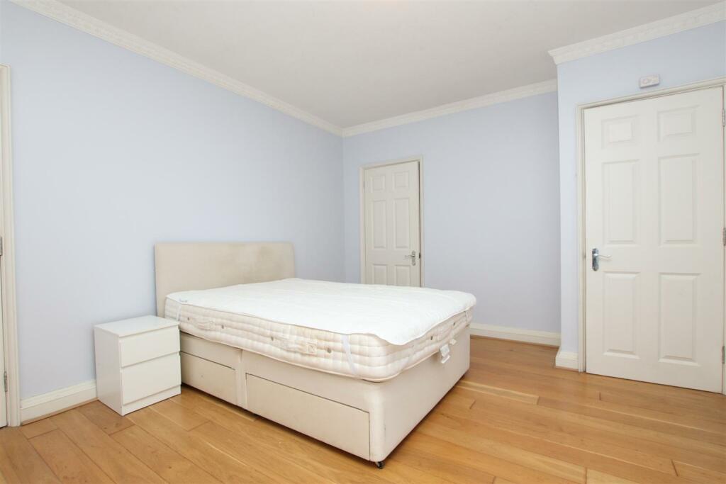 Property image - Walcot Parade, Walcot, BA1