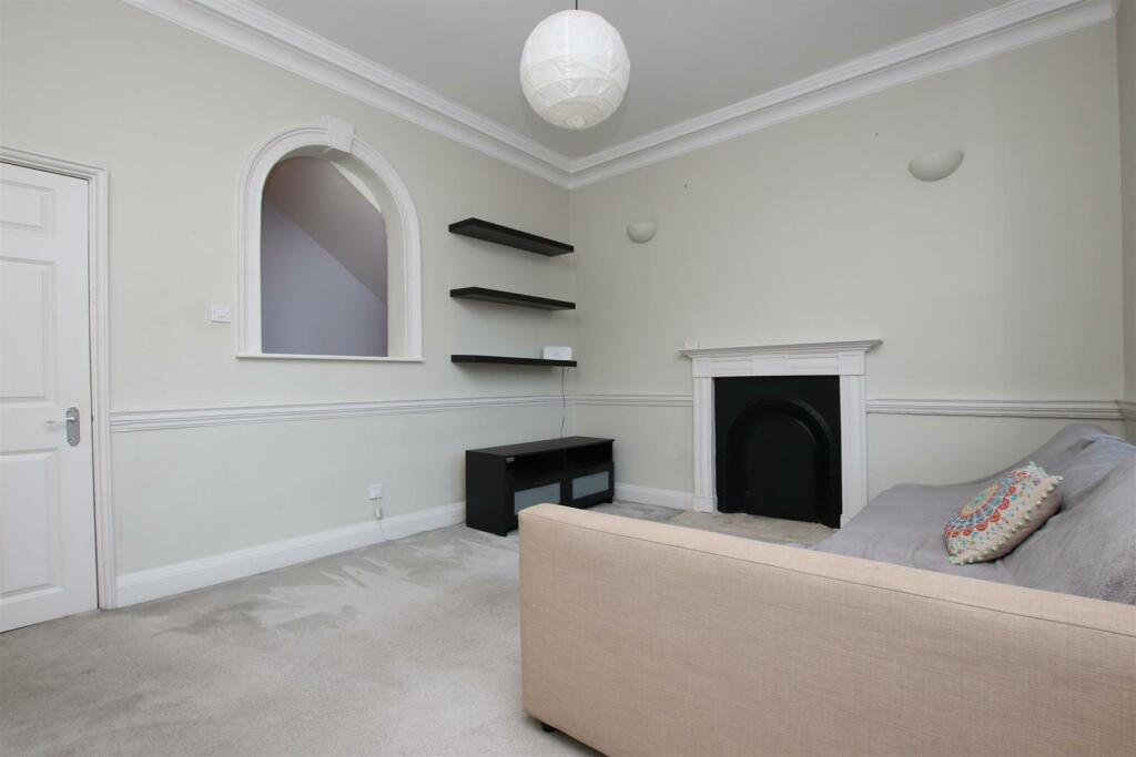 Additional property image - Walcot Parade, Walcot, BA1