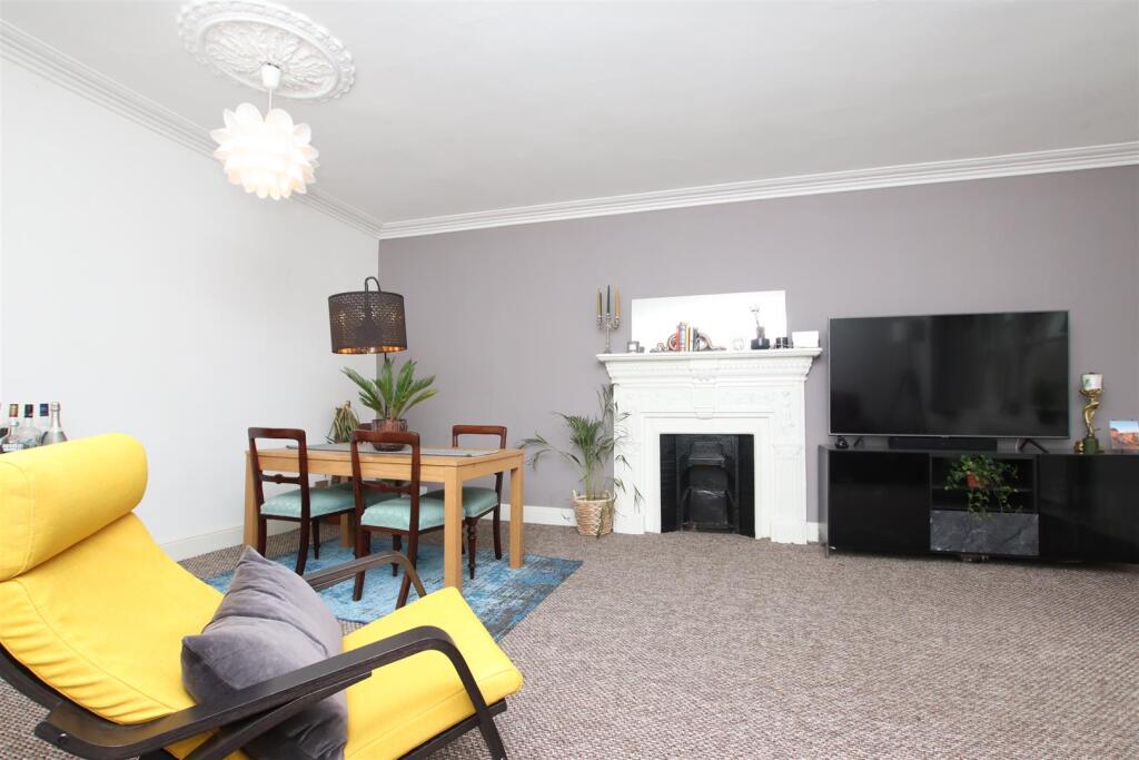 Additional property image - Downleaze, Stoke Bishop, Bristol, BS9