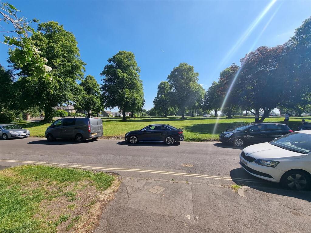 Additional property image - Downleaze, Stoke Bishop, Bristol, BS9
