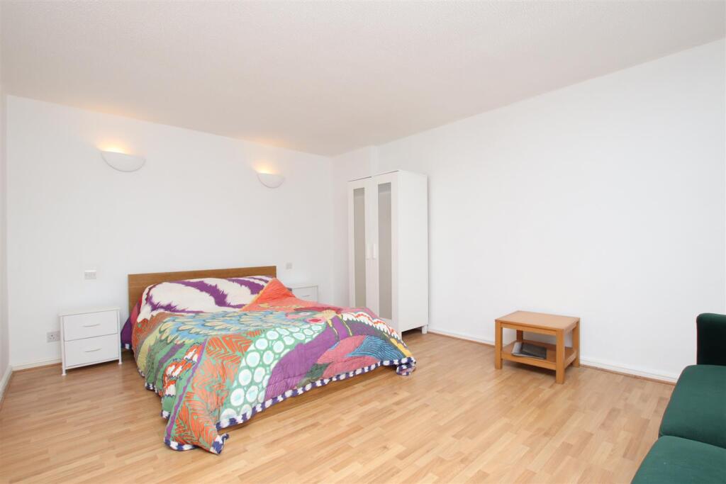 Main image of property: Bedford Court, Bath, BA1