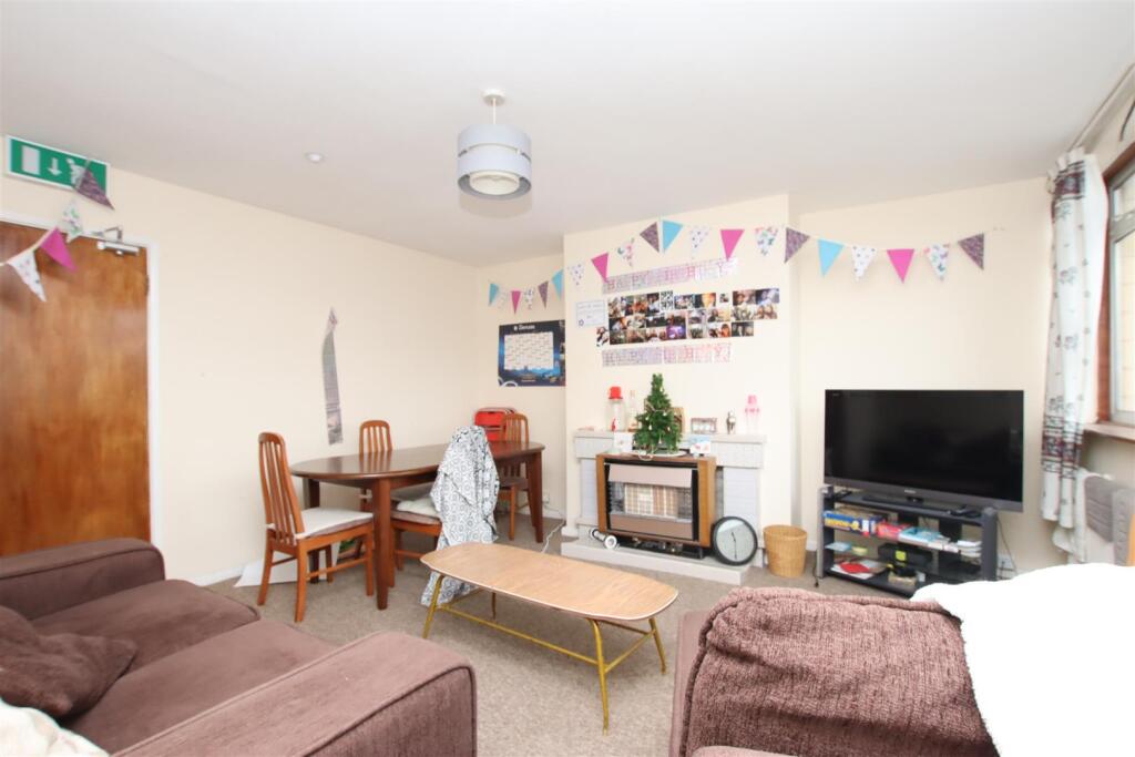 Main image of property: Alpine Gardens, Bath, BA1