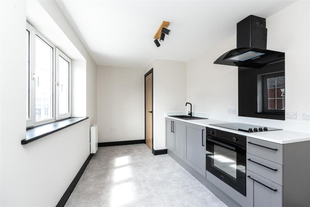 Main image of property: Main Ridge East, Boston