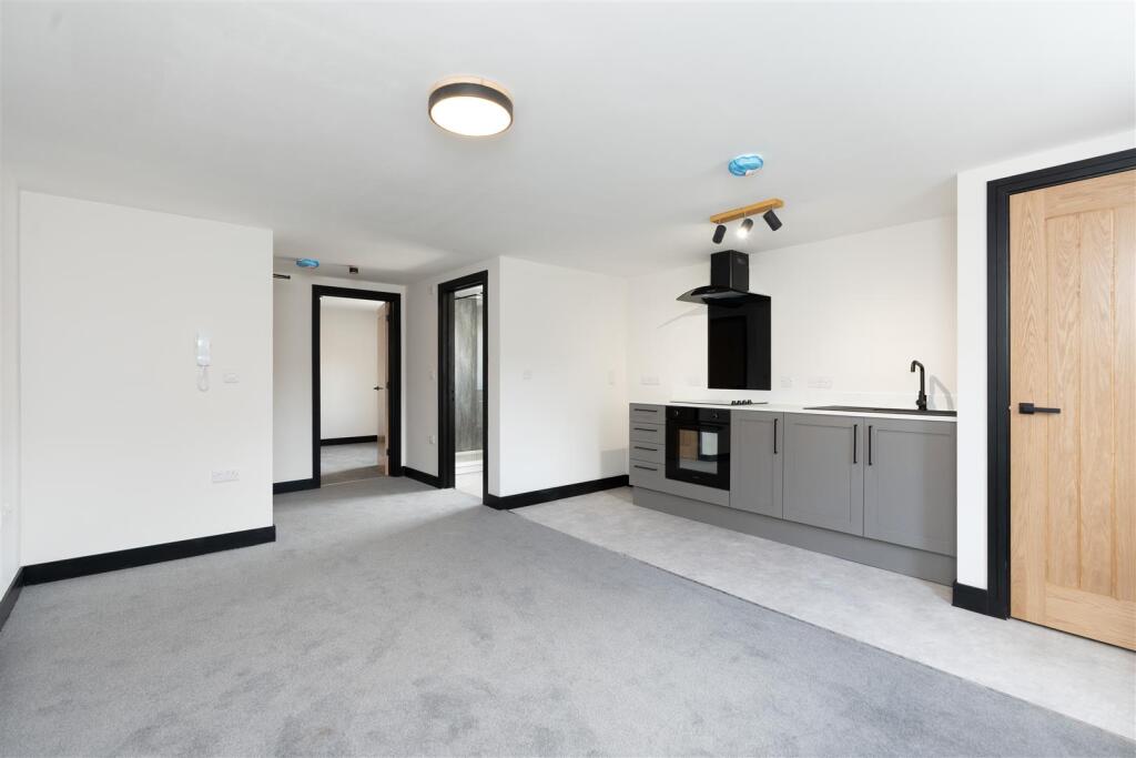 Main image of property: Main Ridge East, Boston