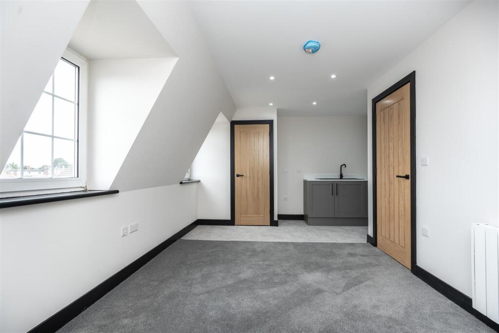 Main image of property: Main Ridge East, Boston