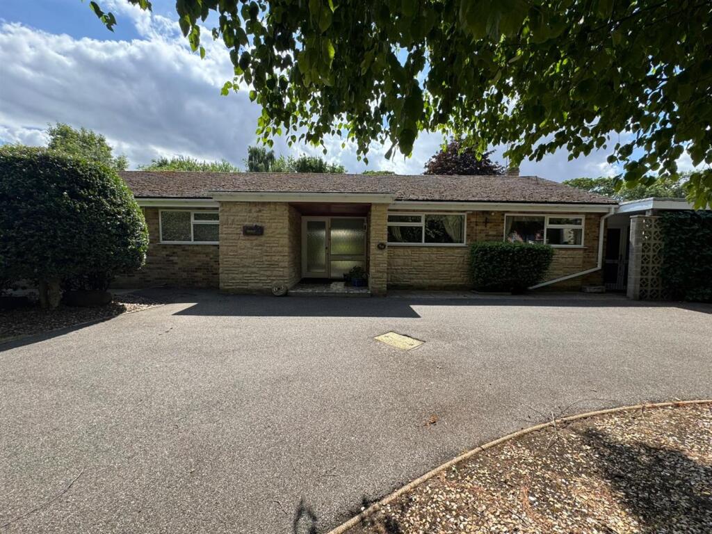 Main image of property: West End Road, Frampton