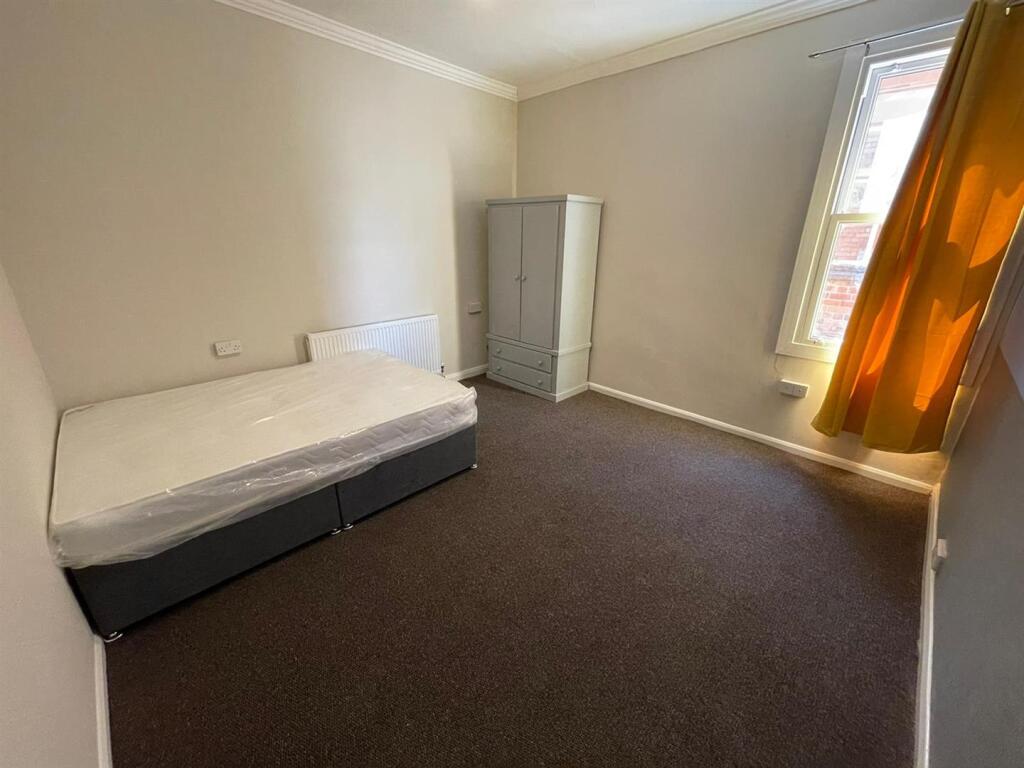 Main image of property: High Street, Boston