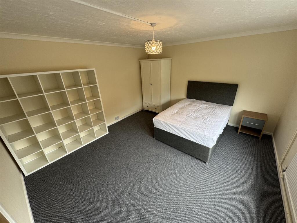 Main image of property: Laburnum Grove, Spalding