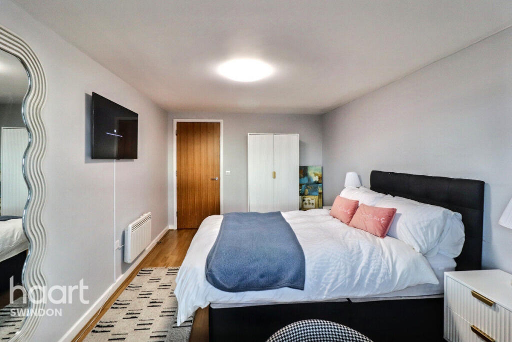 Main image of property: Beckhampton Street, SWINDON