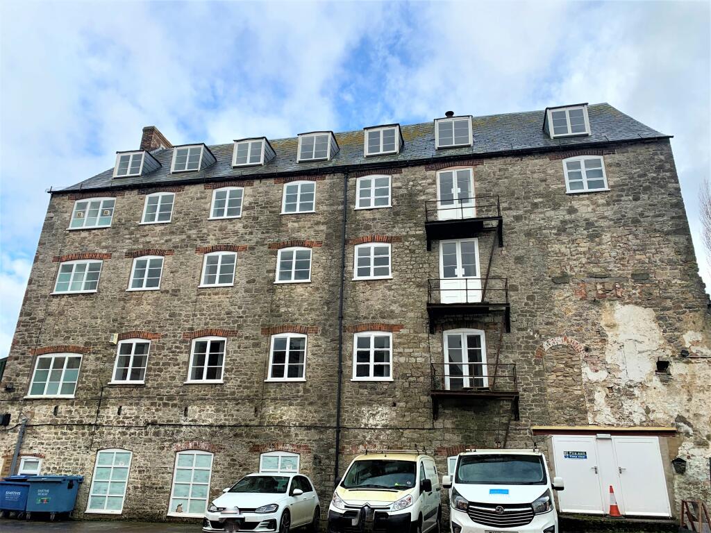 Office to lease in New Street, Charfield, WottonUnderEdge