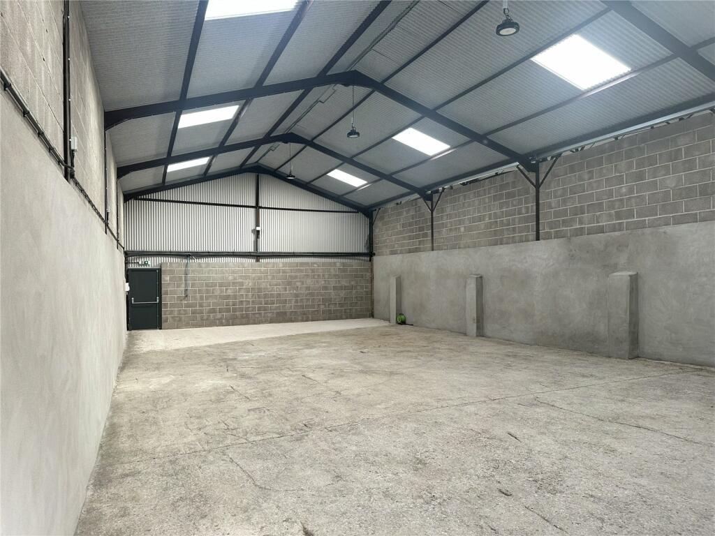 Additional property image - East Woodlands Farm, East Woodlands, Frome, Somerset, BA11