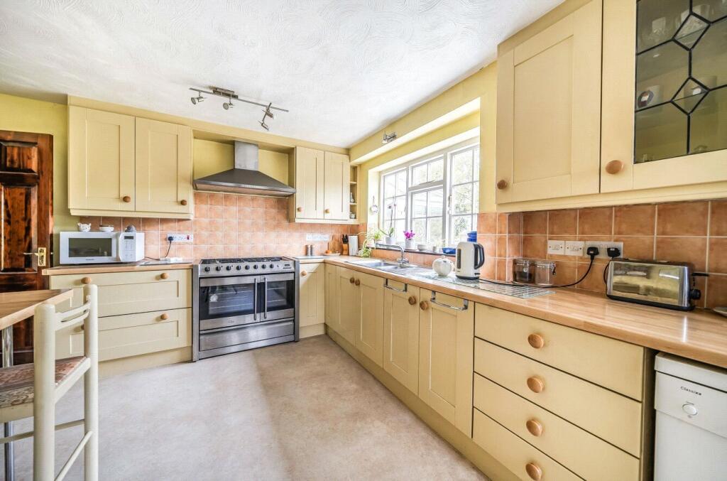 Additional property image - Waterman's Bow, Hewish, Weston Super Mare, Bristol, BS24