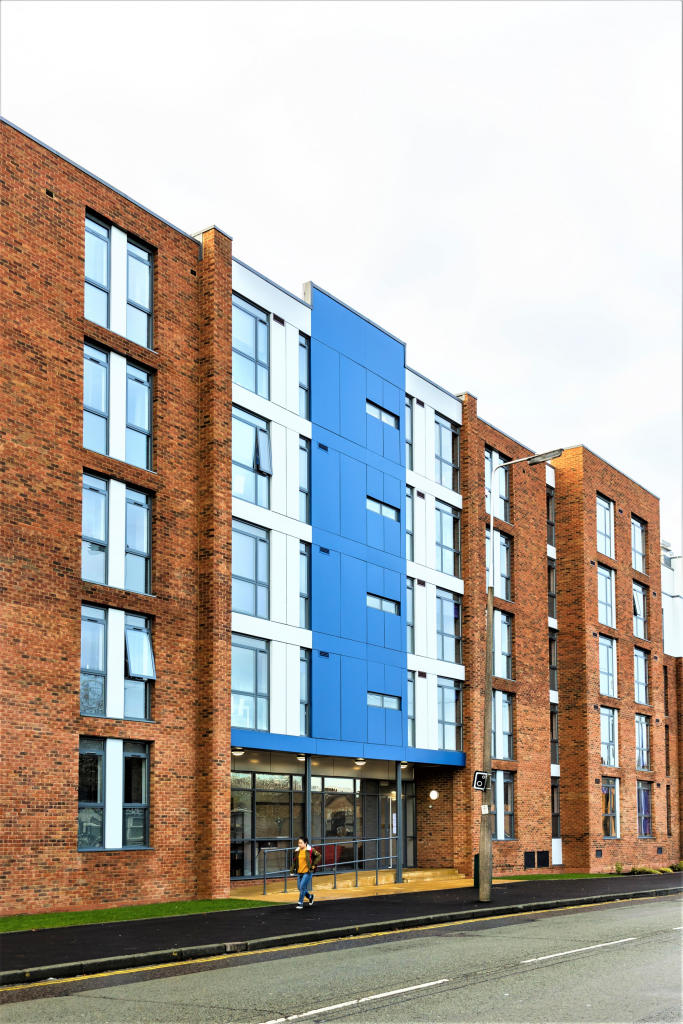Flat share for sale in Cluster 18, Room A, Queensland Place, 2 Chatham