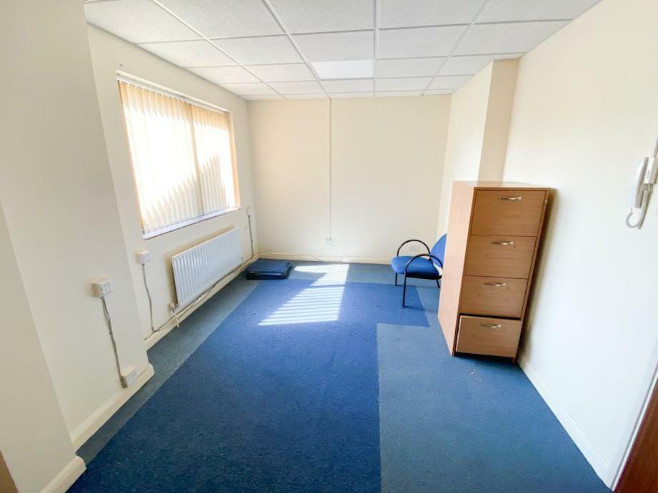 Additional property image - Ash Road, New Ash Green, Longfield