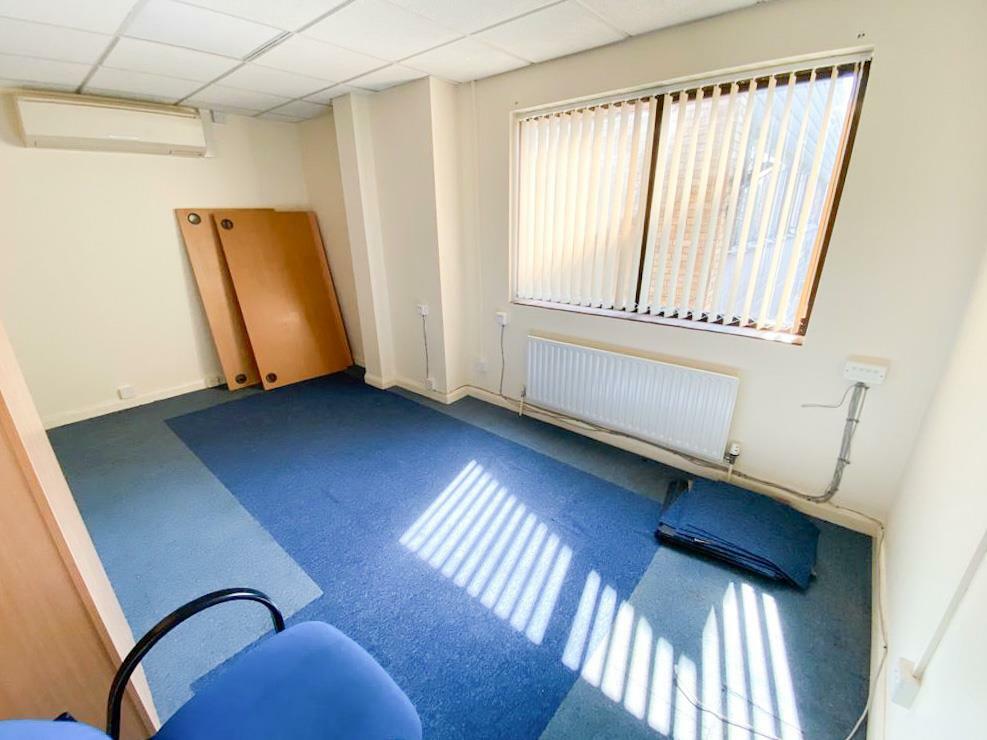 Additional property image - Ash Road, New Ash Green, Longfield