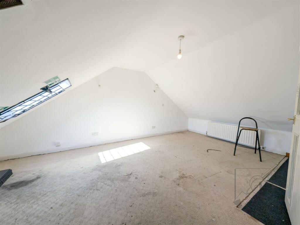 Additional property image - Windmill Street, Gravesend