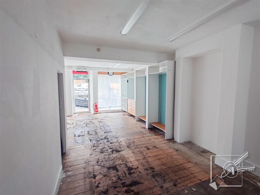 Additional property image - Echo Square, Gravesend