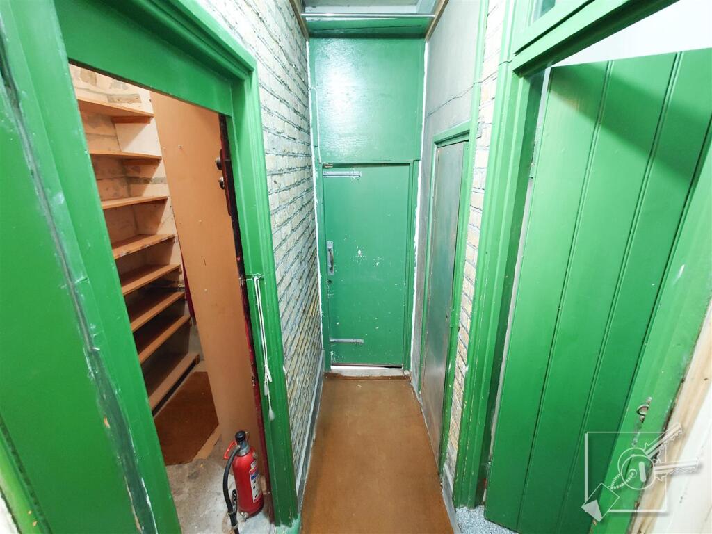 Additional property image - Echo Square, Gravesend