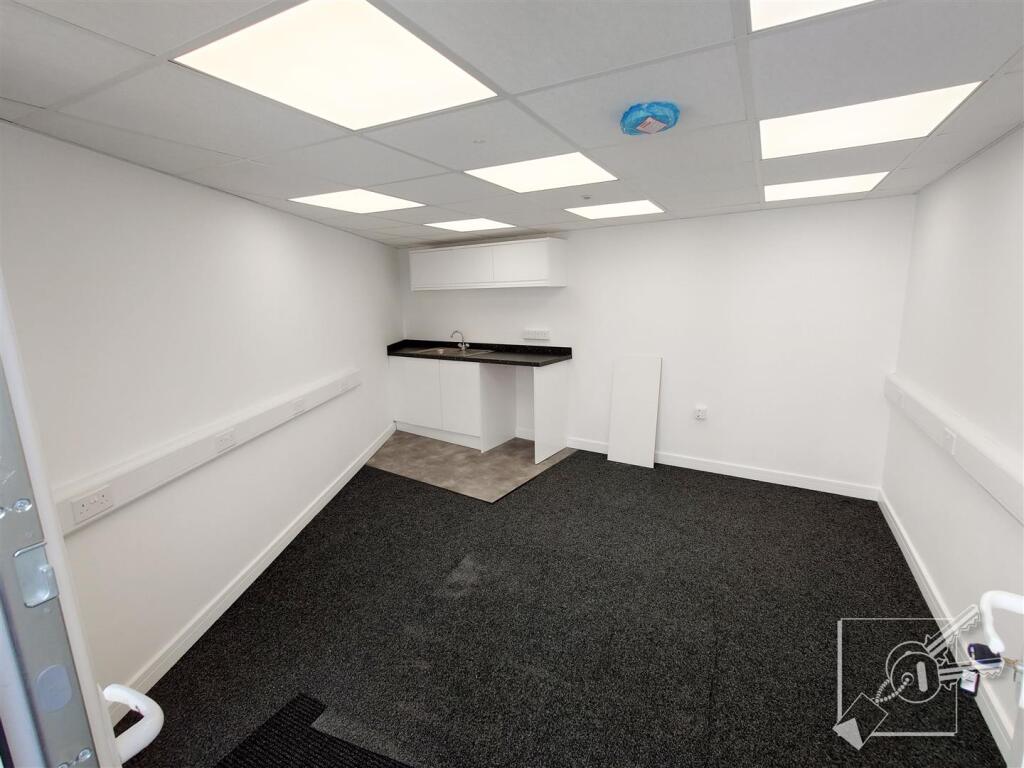 Additional property image - Dover Road East, Gravesend