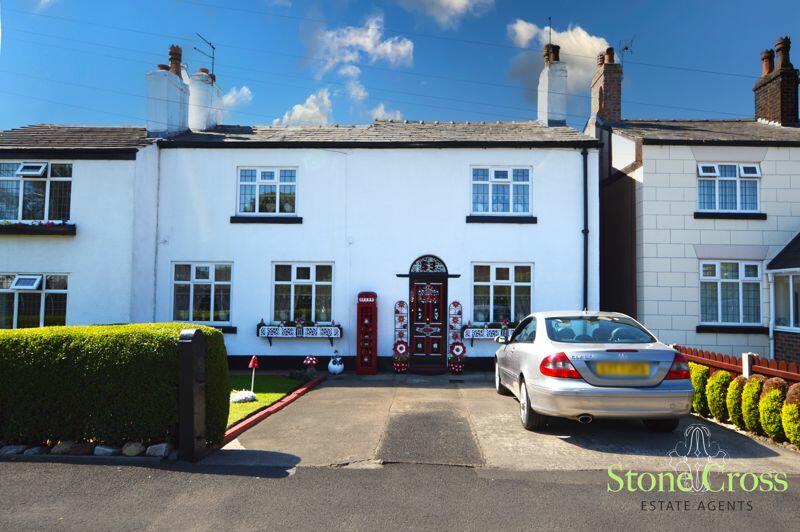 4 bedroom semidetached house for sale in Newton Road, Lowton, WA3 1EL, WA3