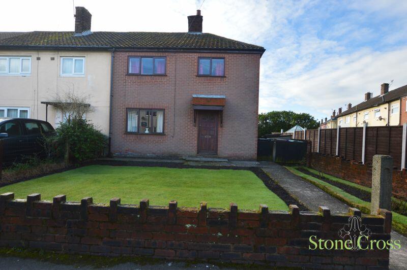 3 bedroom end of terrace house for sale in Willow Grove, Golborne, WA3