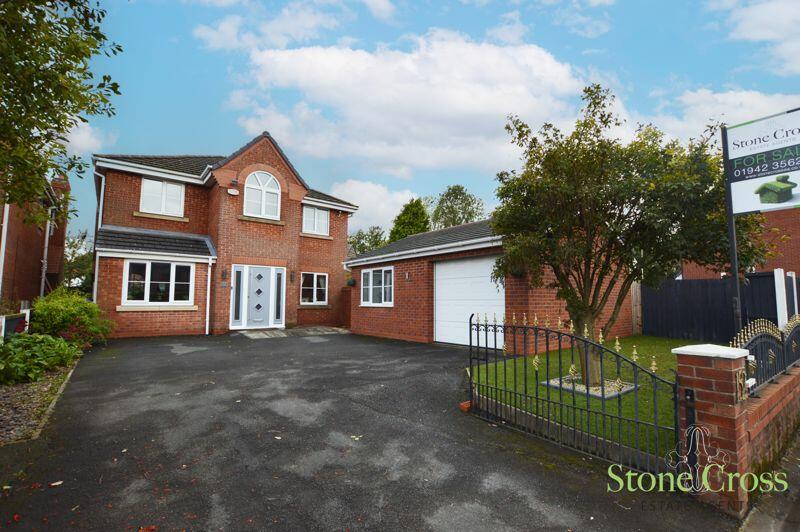 5 bedroom detached house for sale in Ashton Road, Golborne, WA3 3YU, WA3