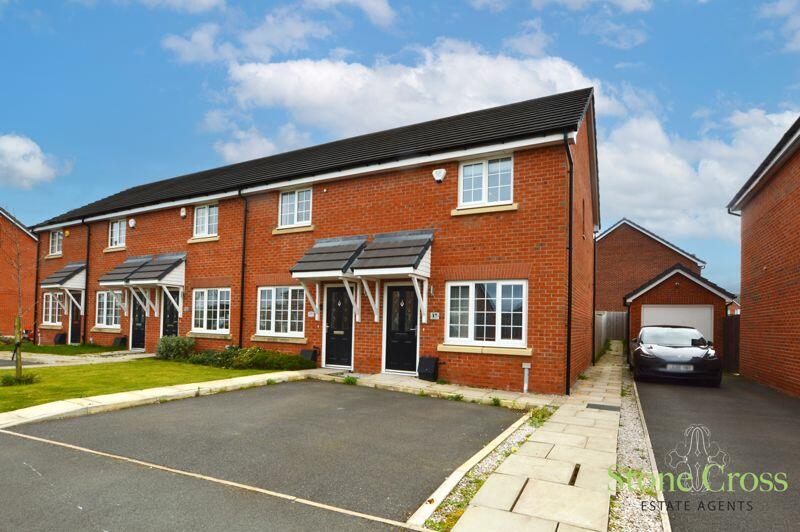 2 bedroom mews property for sale in Field Meadow Close, Lowton, WA3 2UF