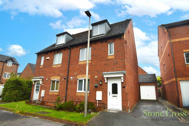 3 bedroom semidetached house for sale in Summercroft Close, Golborne