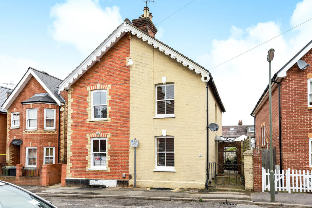 Main image of property: Queens Road, Guildford, GU1