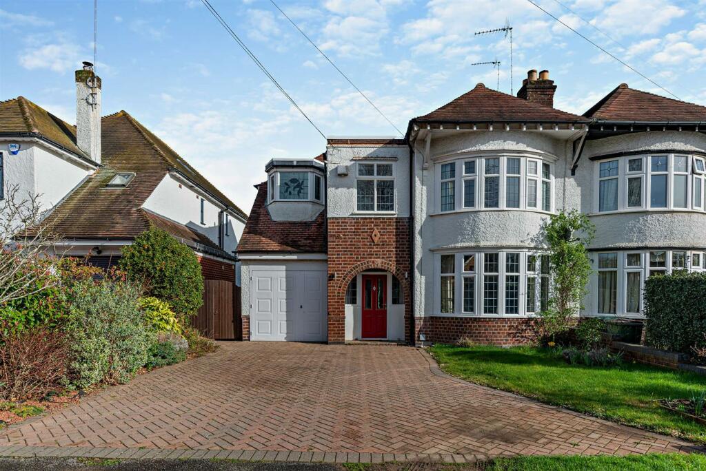 4 bedroom semidetached house for sale in Cannon Hill Road, Coventry, CV4