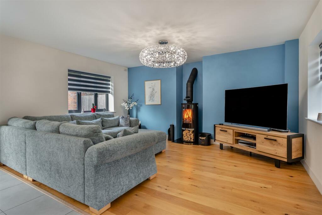 Additional property image - Hawcutt Drive, Caldecote
