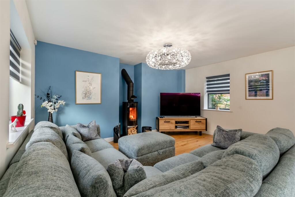 Additional property image - Hawcutt Drive, Caldecote