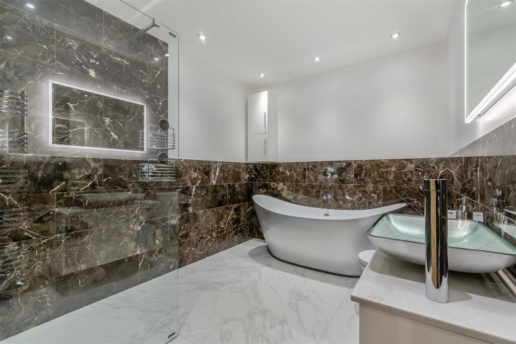 Additional property image - Hawcutt Drive, Caldecote