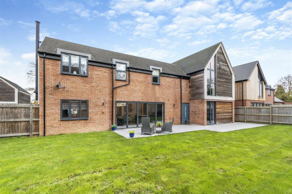 Additional property image - Hawcutt Drive, Caldecote