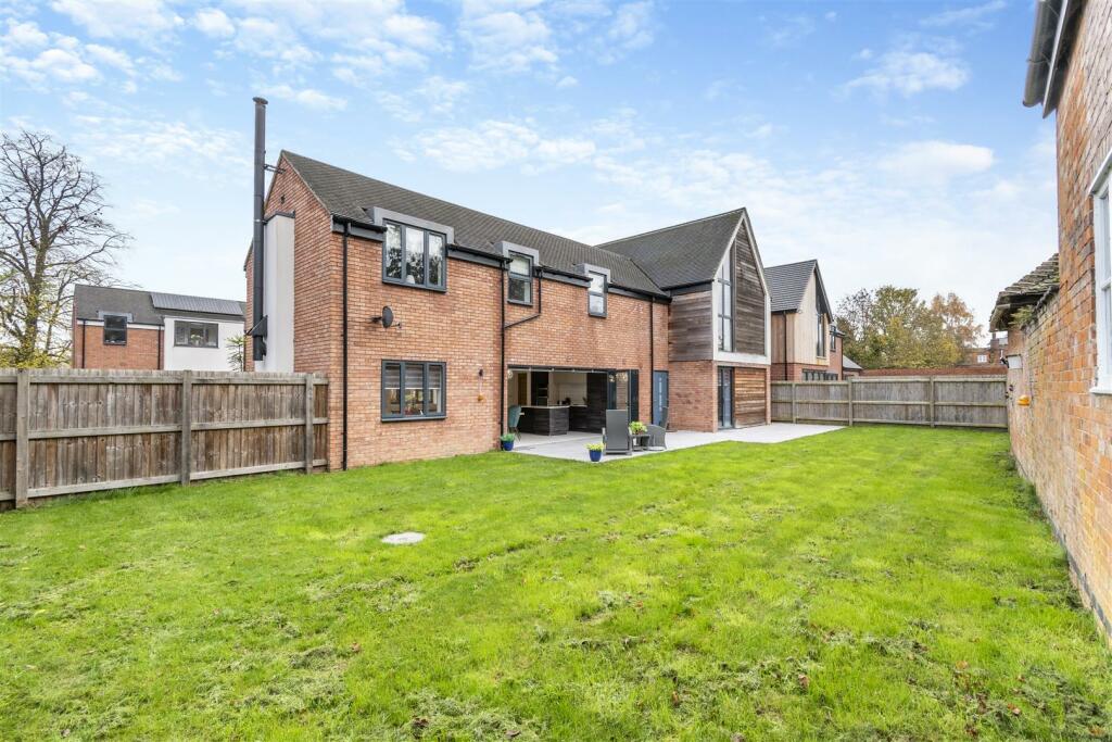 Additional property image - Hawcutt Drive, Caldecote