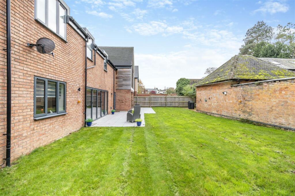 Additional property image - Hawcutt Drive, Caldecote