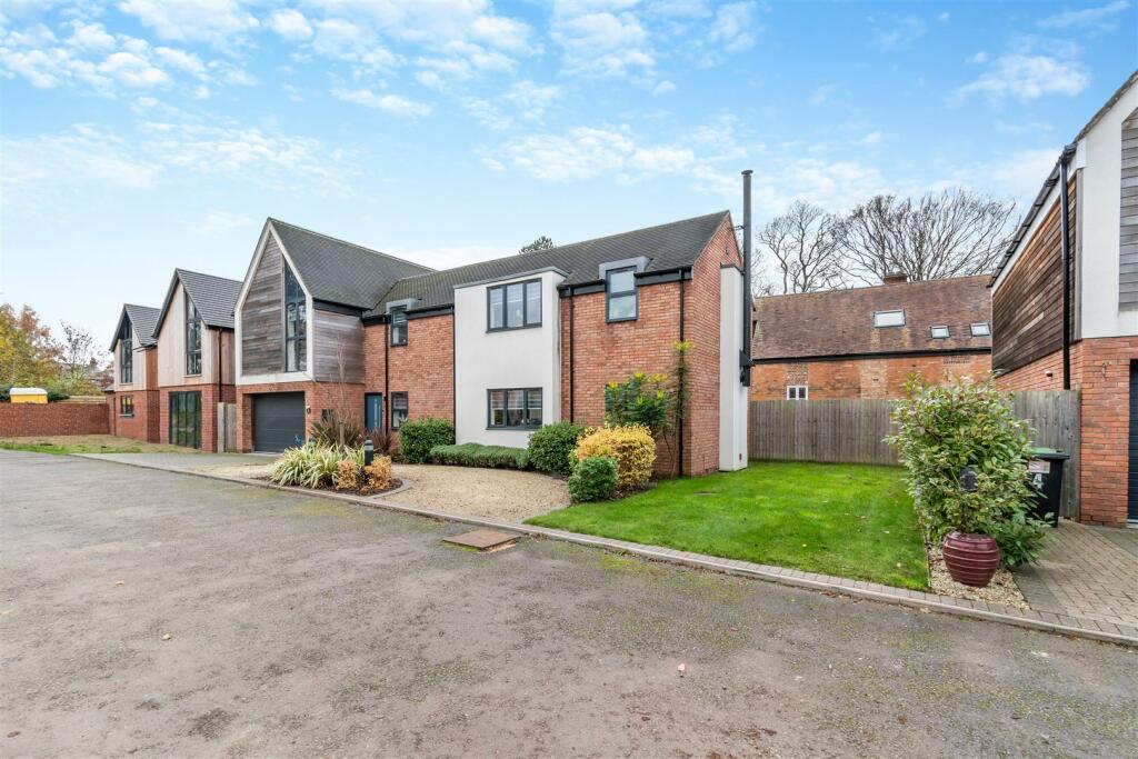 Additional property image - Hawcutt Drive, Caldecote