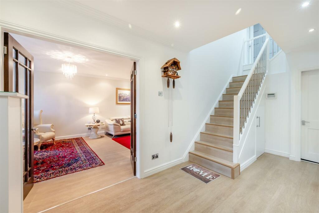 Additional property image - Off Kenilworth road, Substantial Family Home