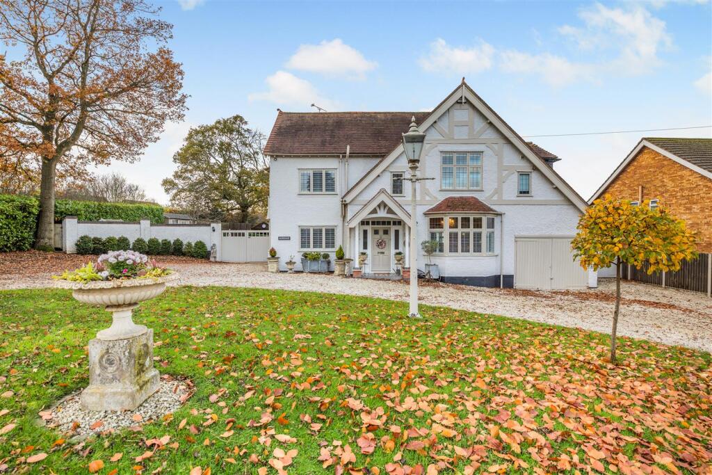Main image of property: The Windmill Hill, Allesley