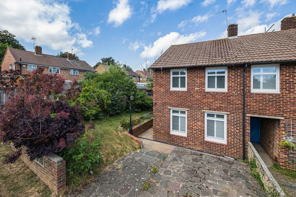 Main image of property: Pembury Close, Bromley, BR2