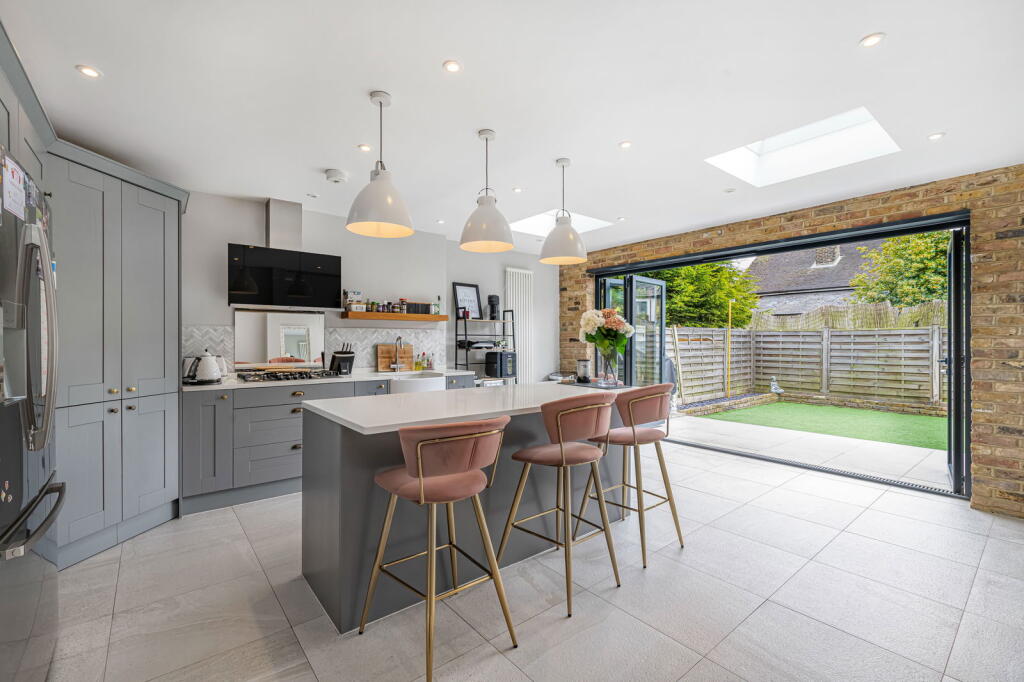 Main image of property: Belmont Road,Chislehurst,BR7 6HR