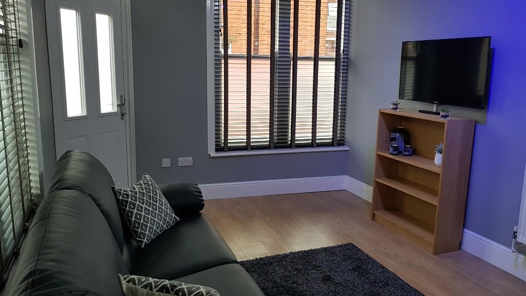 Main image of property: Mildmay Street, Lincoln, LN1 - Student Flat - 2 bed 2 bath (For 2025/2026)    